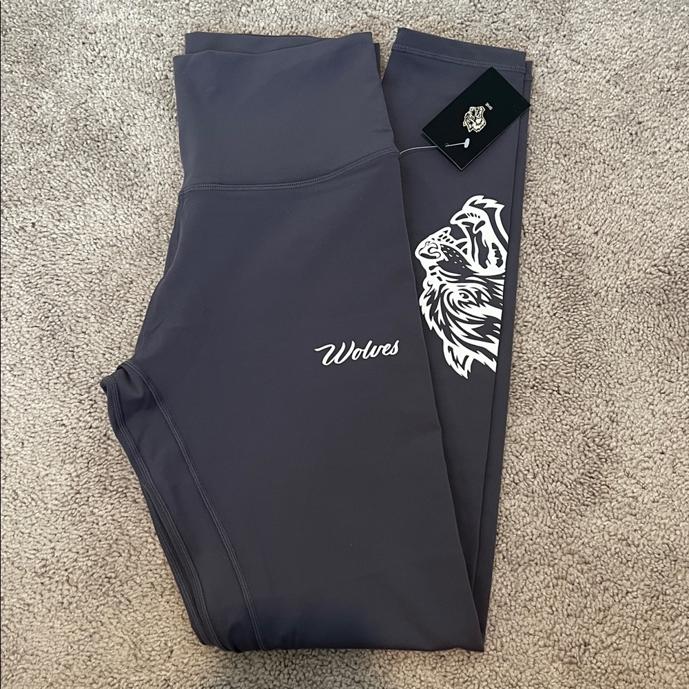 Darc Sport Gray Leggings with Wolf Design